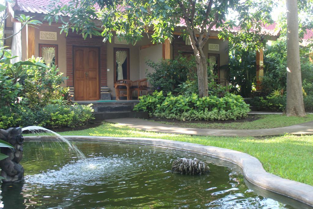 Van Karning Bungalow ペムテラン エクステリア 写真